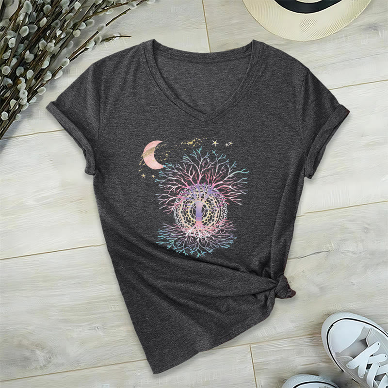 T-shirt da donna con scollo a V Olivenorma Boho con stampa luna crescente, stella, galassia e albero della vita. - Grigio - 2XL - image 0