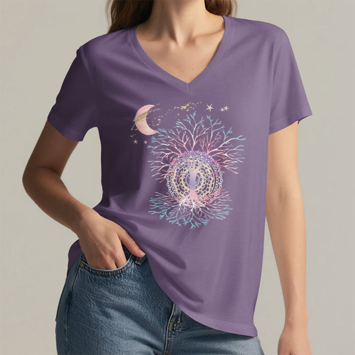 T-shirt da donna con scollo a V Olivenorma Boho con stampa luna crescente, stella, galassia e albero della vita. - image 38
