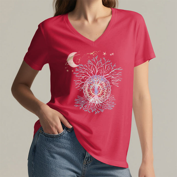 T-shirt da donna con scollo a V Olivenorma Boho con stampa luna crescente, stella, galassia e albero della vita. - image 29