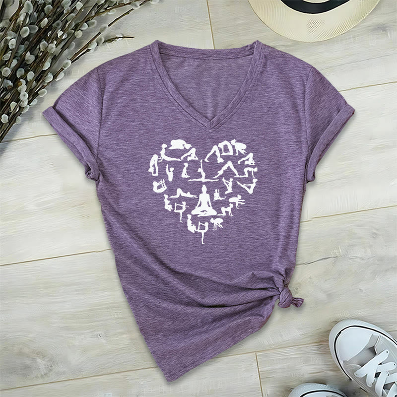 T-shirt da donna con scollo a V e grafica a forma di cuore Olivenorma con silhouette di tutte le posizioni yoga. - Viola - 2XL - image 36