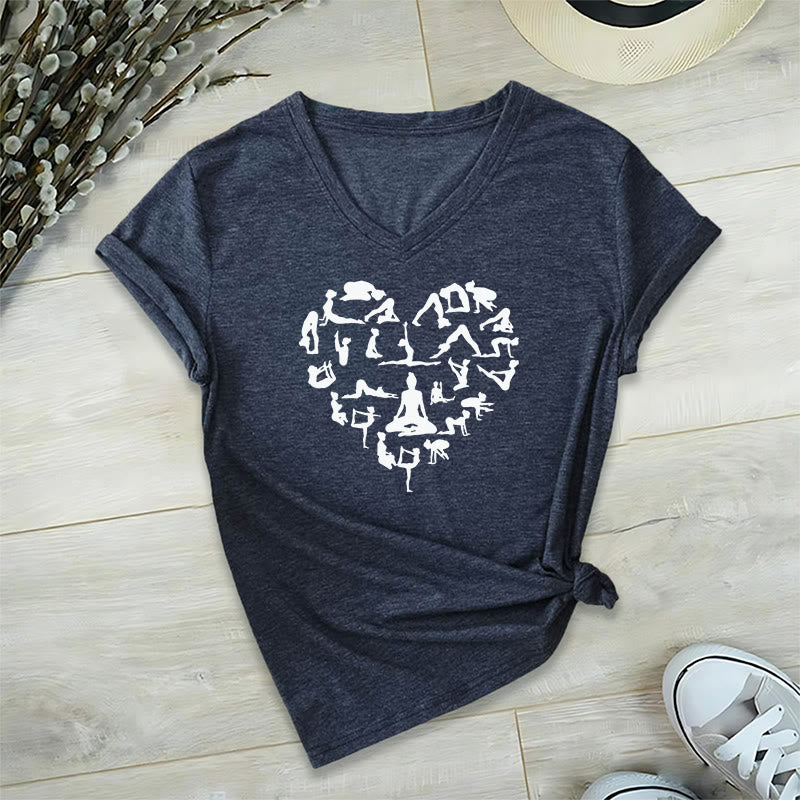 T-shirt da donna con scollo a V e grafica a forma di cuore Olivenorma con silhouette di tutte le posizioni yoga. - Blu navy - 2XL - image 21