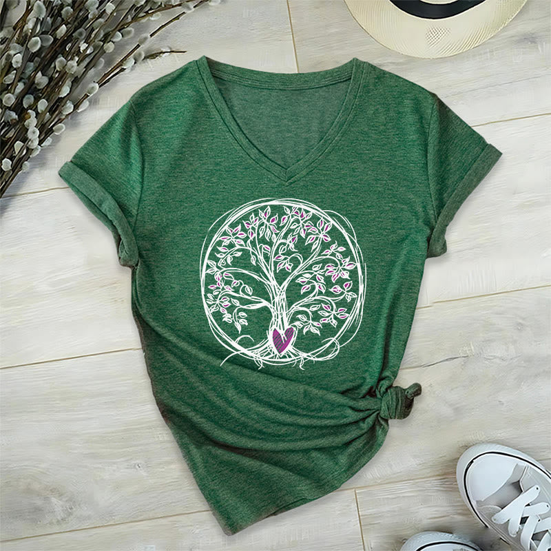 T-shirt da donna con scollo a V e stampa grafica "Cerchio Cuore Radice Albero della Vita Boho" Olivenorma. - image 25
