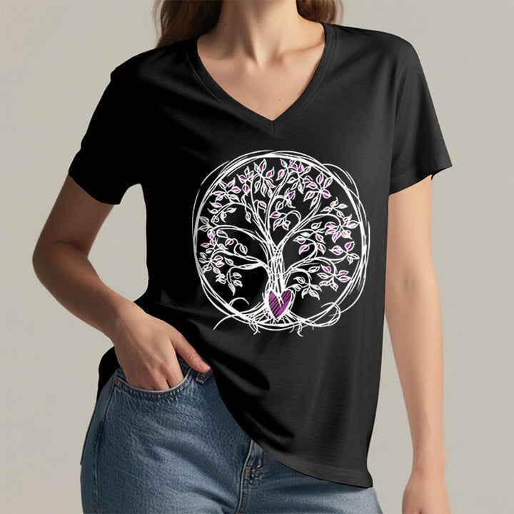 T-shirt da donna con scollo a V e stampa grafica "Cerchio Cuore Radice Albero della Vita Boho" Olivenorma. - image 14