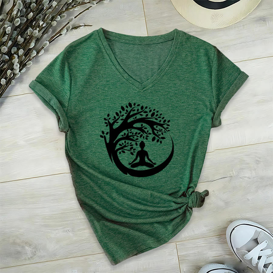 Maglietta da donna con scollo a V Olivenorma Enso Circle Tree Branch Meditation Silhouette Graphic. - Verde scuro - 2XL - image 6