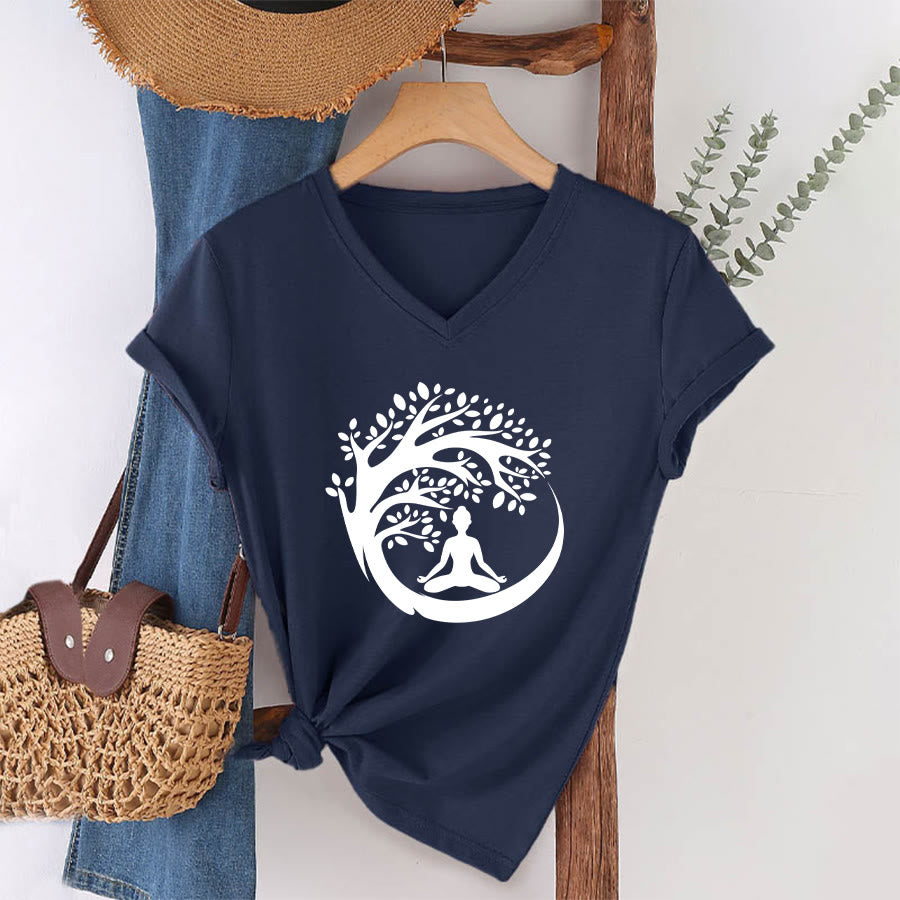 Maglietta da donna con scollo a V Olivenorma Enso Circle Tree Branch Meditation Silhouette Graphic. - image 25