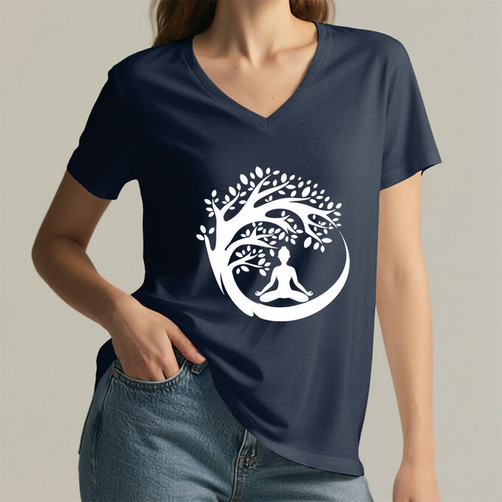 Maglietta da donna con scollo a V Olivenorma Enso Circle Tree Branch Meditation Silhouette Graphic. - image 26
