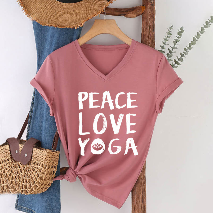 T-shirt da donna con scollo a V Olivenorma Peace Love Lotus Yoga con grafica e testo. - image 16