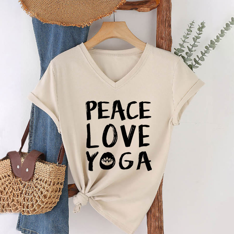 T-shirt da donna con scollo a V Olivenorma Peace Love Lotus Yoga con grafica e testo. - image 13