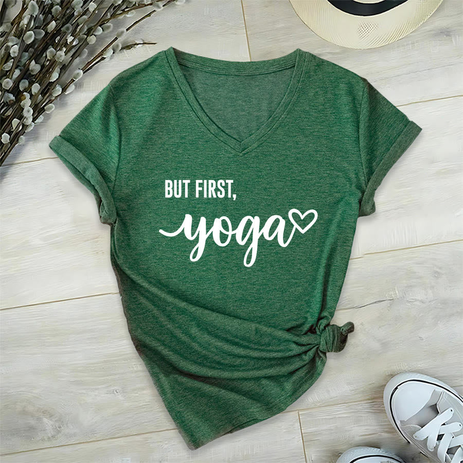 Olivenorma But First Yoga Heart Accent Cursive Text Graphic Women's V Neck T-Shirt - Verde scuro - 2XL - image 0