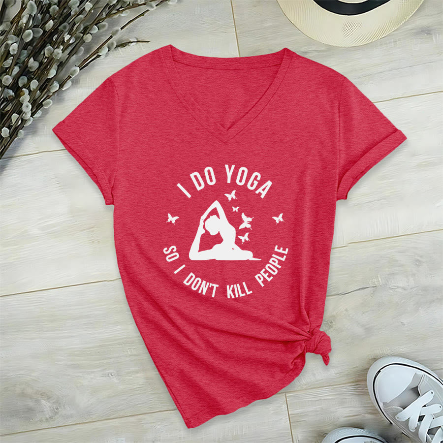 Maglietta da donna con scollo a V Olivenorma con scritta divertente "I Do Yoga Butterfly Crescent Text Graphic". - Rosso - 2XL - image 30