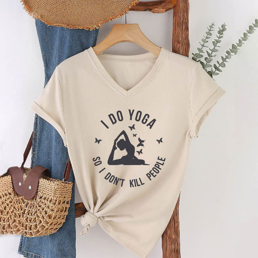 Maglietta da donna con scollo a V Olivenorma con scritta divertente "I Do Yoga Butterfly Crescent Text Graphic". - image 13