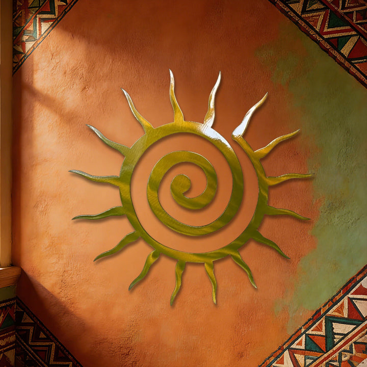 Decorazione da parete in metallo 2D Olivenorma con spirale dorata e raggi di sole. - image 3