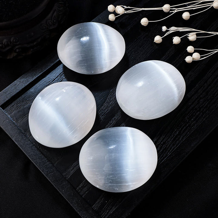 Uovo di cristallo di selenite trasparente ovale e liscio naturale Olivenorma - image 4