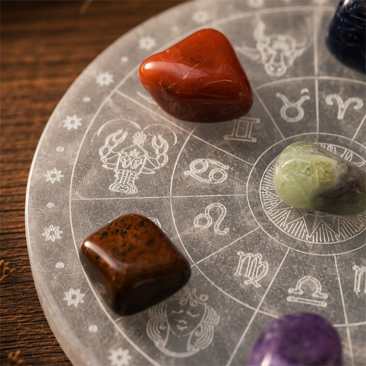Piastra di ricarica in selenite incisa con ruota zodiacale Olivenorma - image 6