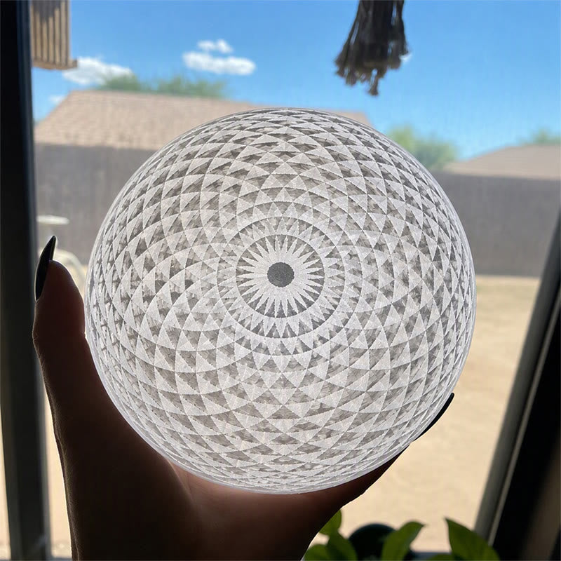 Piastra di ricarica in selenite incisa con motivo caleidoscopico Olivenorma - image 2