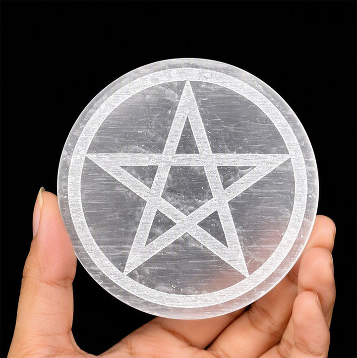 Piastra di ricarica in selenite con pentagramma inciso Olivenorma - image 2