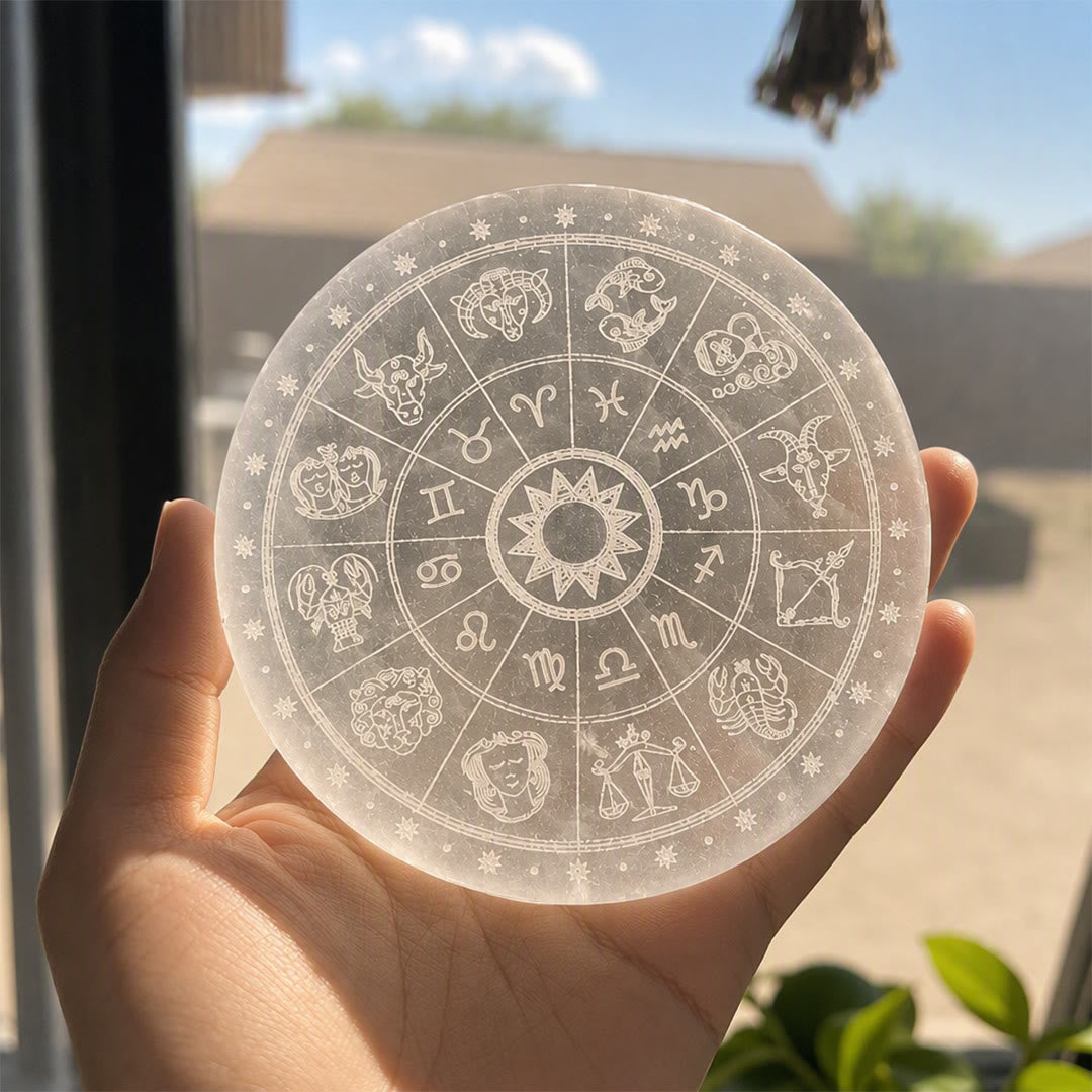 Piastra di ricarica in selenite incisa con ruota zodiacale Olivenorma - image 3