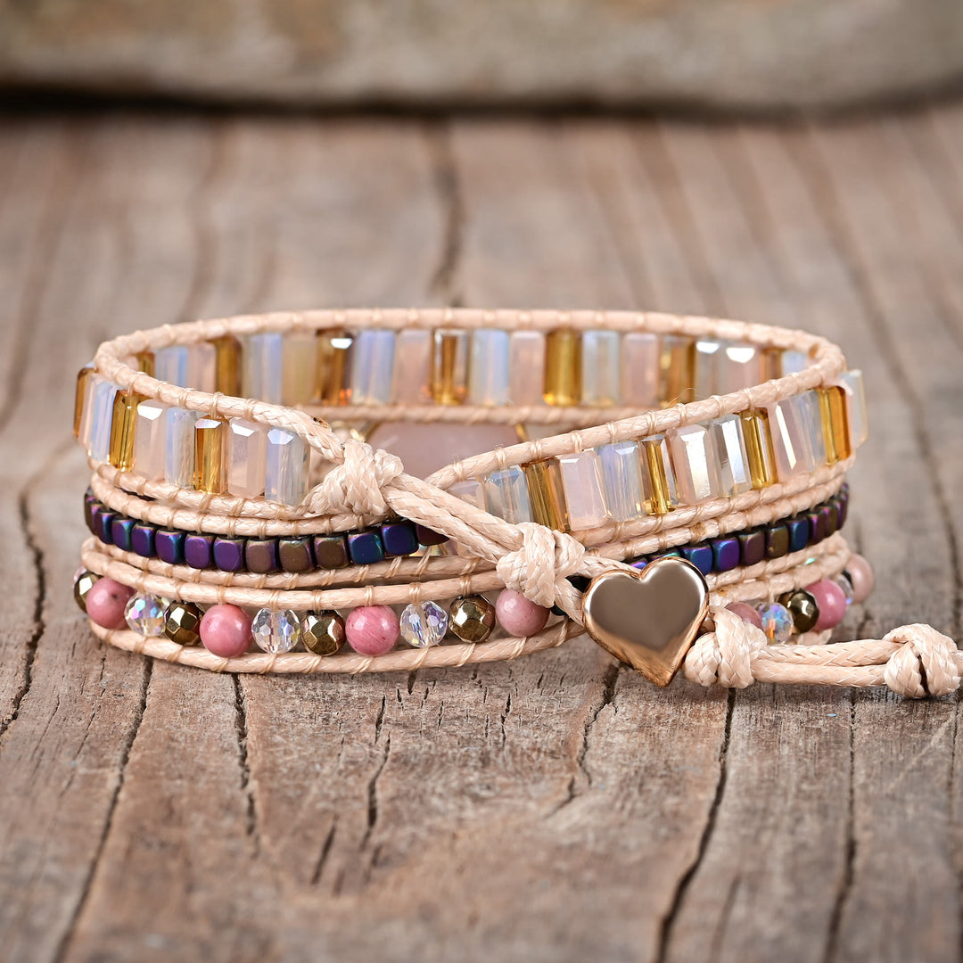 Bracciale Olivenorma in quarzo rosa con design intrecciato a strati e simbolo d'amore - image 2