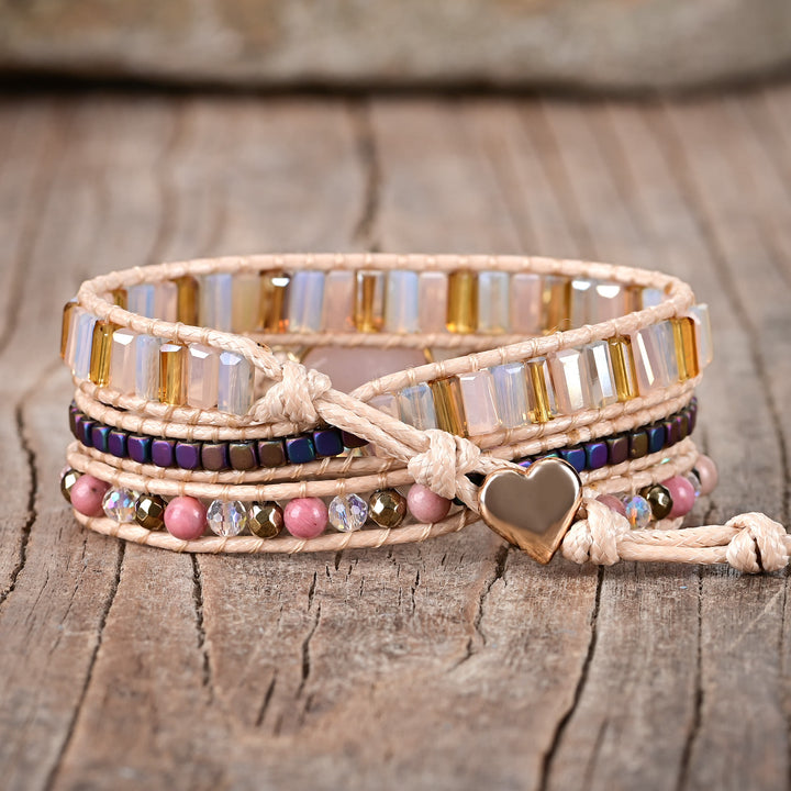 Bracciale Olivenorma in quarzo rosa con design intrecciato a strati e simbolo d'amore - image 2