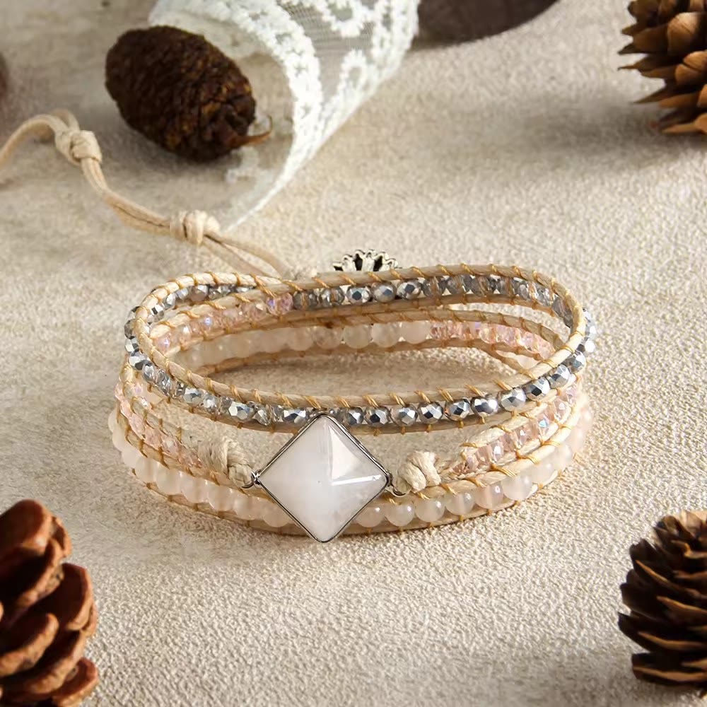 Bracciale avvolgente intrecciato a mano Olivenorma con simbolo energetico e magnete occhio di tigre naturale. - Rosa - image 4