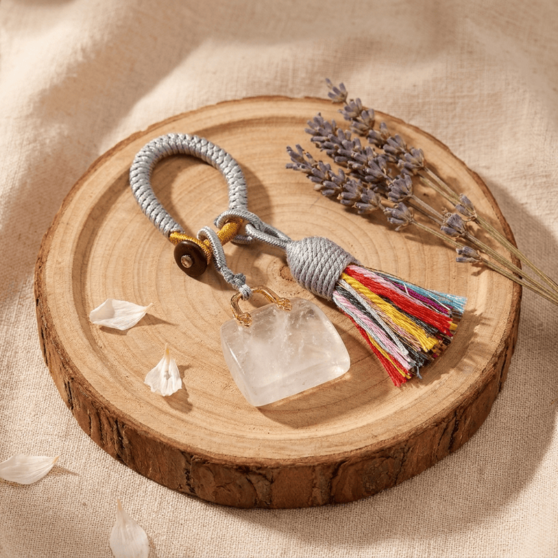 Portachiavi Olivenorma con nappa intrecciata a forma di borsa in cristallo naturale, portafortuna per la prosperità. - Quarzo trasparente - image 38