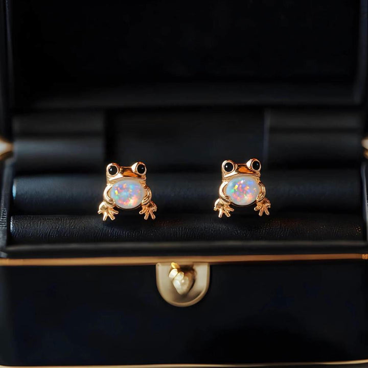Orecchini a perno Olivenorma Tiny Frog Penguin Swan White Fire Opal con motivo animale, regalo per amanti - image 6