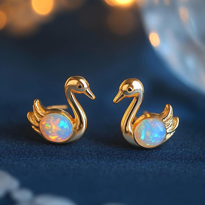 Orecchini a perno Olivenorma Tiny Frog Penguin Swan White Fire Opal con motivo animale, regalo per amanti - Cigno - Oro - image 15
