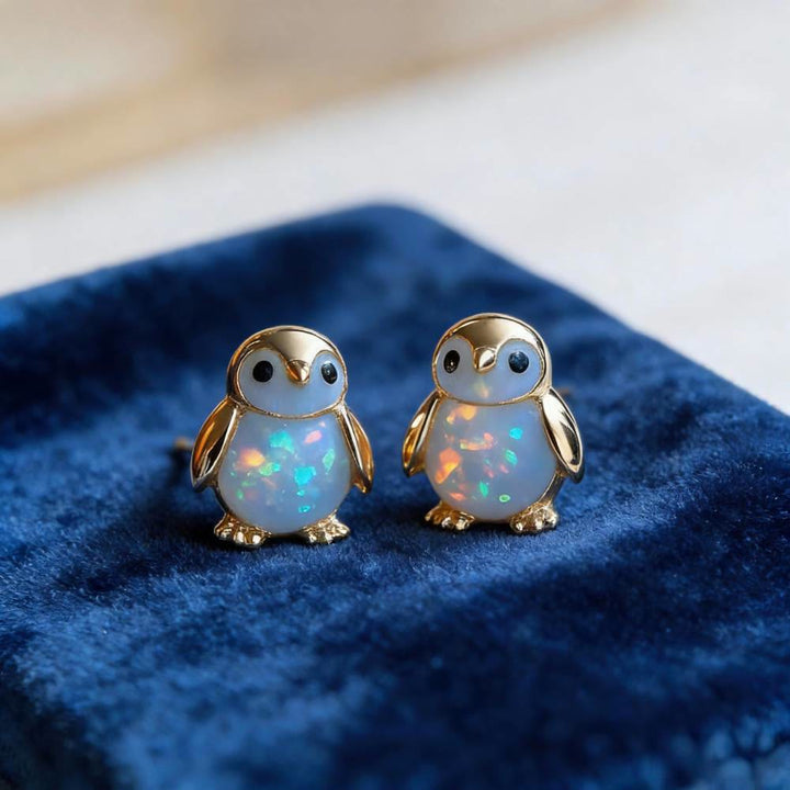 Orecchini a perno Olivenorma Tiny Frog Penguin Swan White Fire Opal con motivo animale, regalo per amanti - Pinguino - Oro - image 9