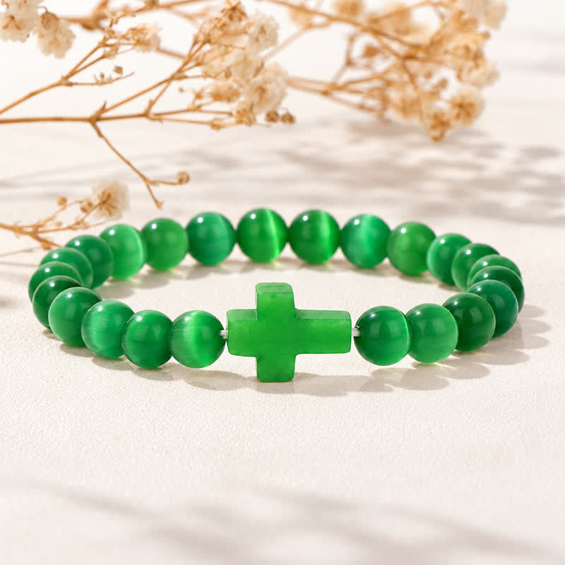 Bracciale Olivenorma con croce in pietre preziose naturali, design minimalista, simbolo di fede. - Occhio di gatto verde - image 13
