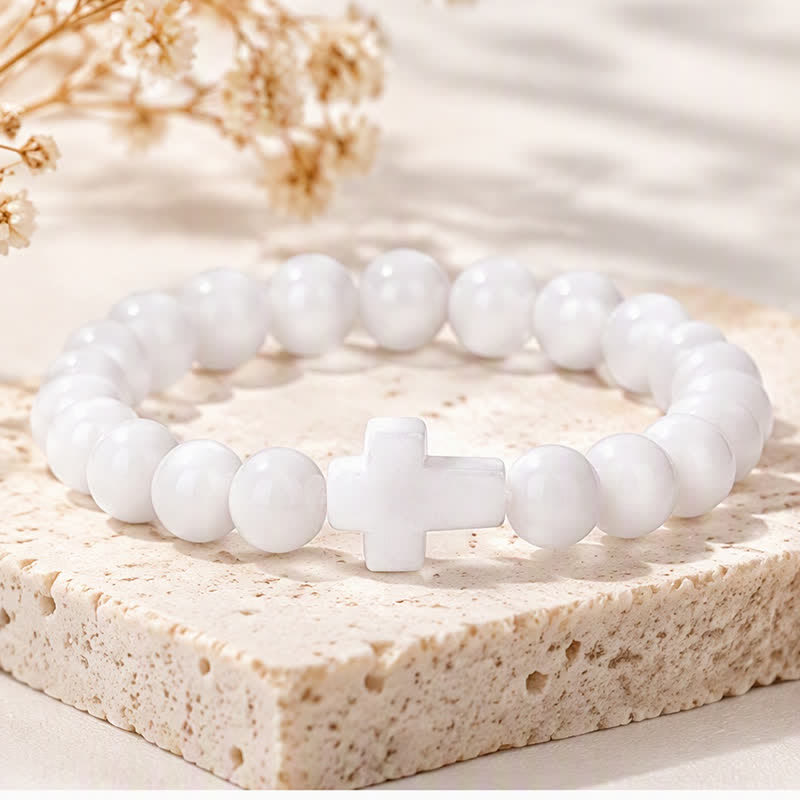Bracciale Olivenorma con croce in pietre preziose naturali, design minimalista, simbolo di fede. - image 12