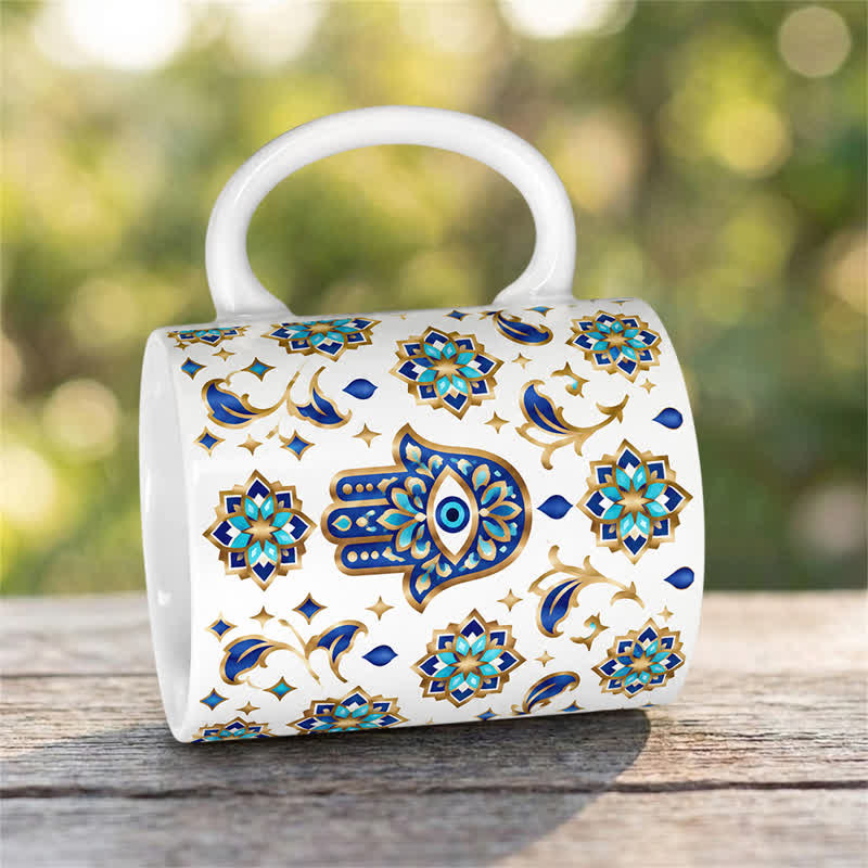 Tazza in ceramica con mano di Hamsa Olivenorma, simbolo di protezione e benedizione contro il malocchio. - image 3