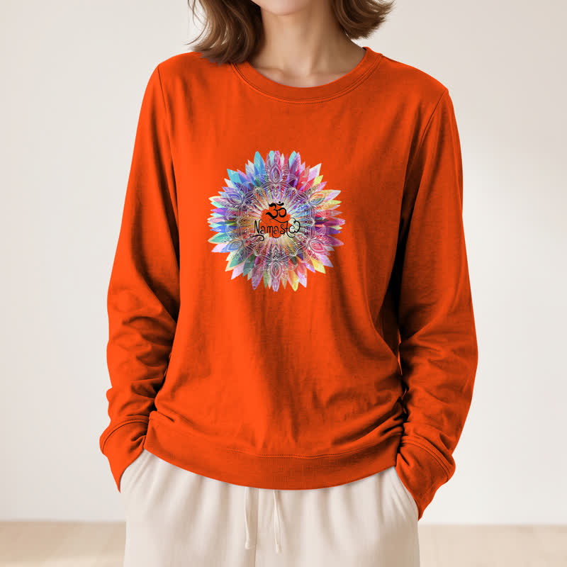 Camicia a maniche lunghe da donna Olivenorma in morbido cotone con stampa artistica Om Namaste Mandala arcobaleno. - image 29