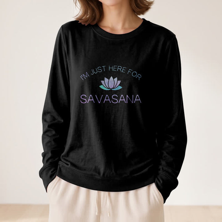 Camicia a maniche lunghe da donna Olivenorma in morbido cotone con stampa "I'm Just Here For Savasana" e loto. - image 8