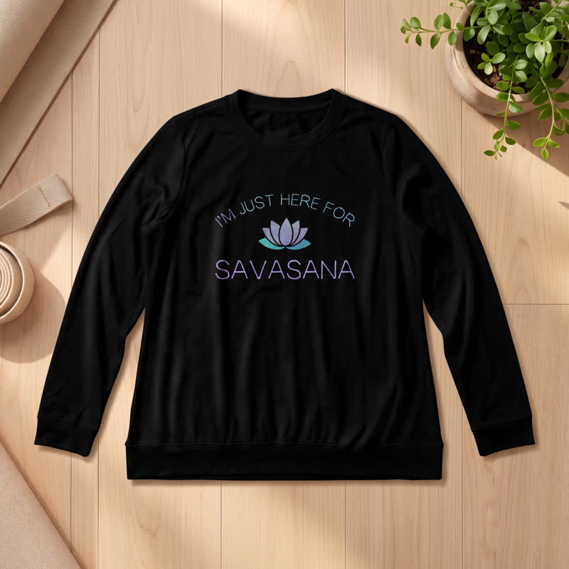 Camicia a maniche lunghe da donna Olivenorma in morbido cotone con stampa "I'm Just Here For Savasana" e loto. - Nero - 2XL - image 6