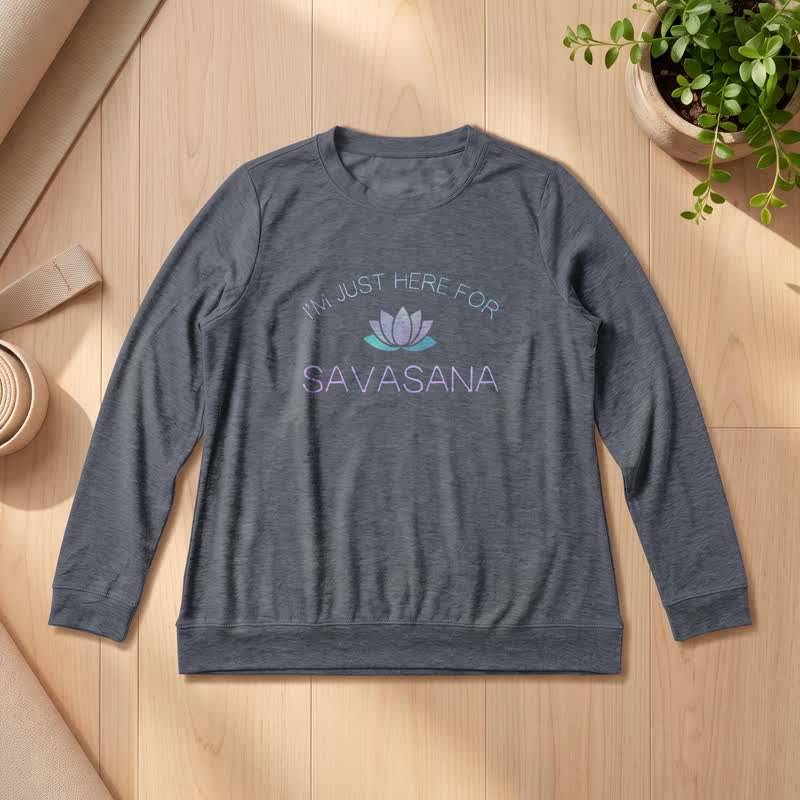 Camicia a maniche lunghe da donna Olivenorma in morbido cotone con stampa "I'm Just Here For Savasana" e loto. - Grigio Heather - 2XL - image 15