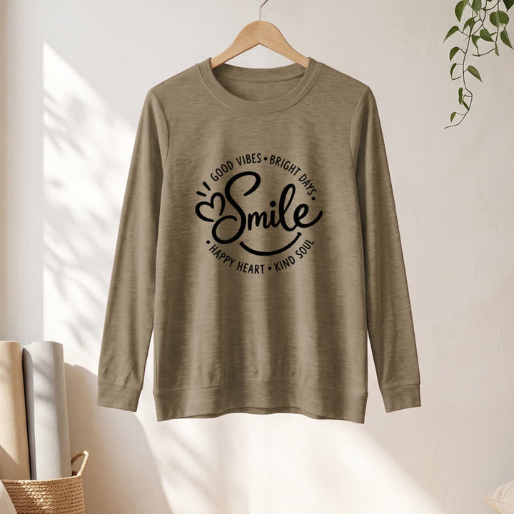 Camicia a maniche lunghe da donna Olivenorma in morbido misto cotone con stampa di una citazione sorridente. - image 25