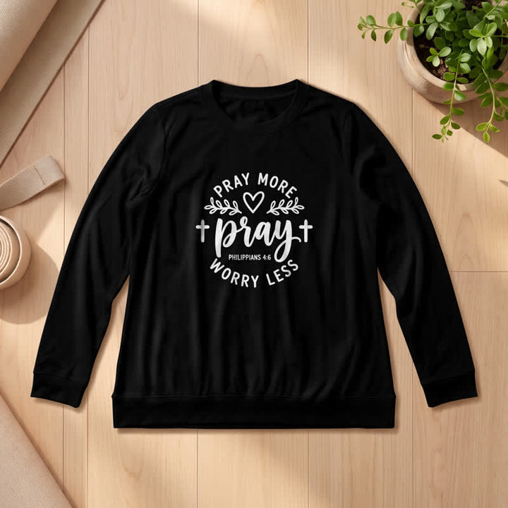 Camicia a maniche lunghe da donna Olivenorma in morbido cotone con stampa "Pray More Worry Less". - Nero - 2XL - image 6