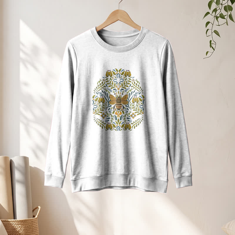 Camicia a maniche lunghe da donna Olivenorma in morbido misto cotone con stampa floreale e ape. - image 1