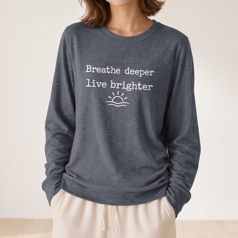 Camicia a maniche lunghe da donna Olivenorma in morbido misto cotone con stampa "Breathe Deeper". - image 17