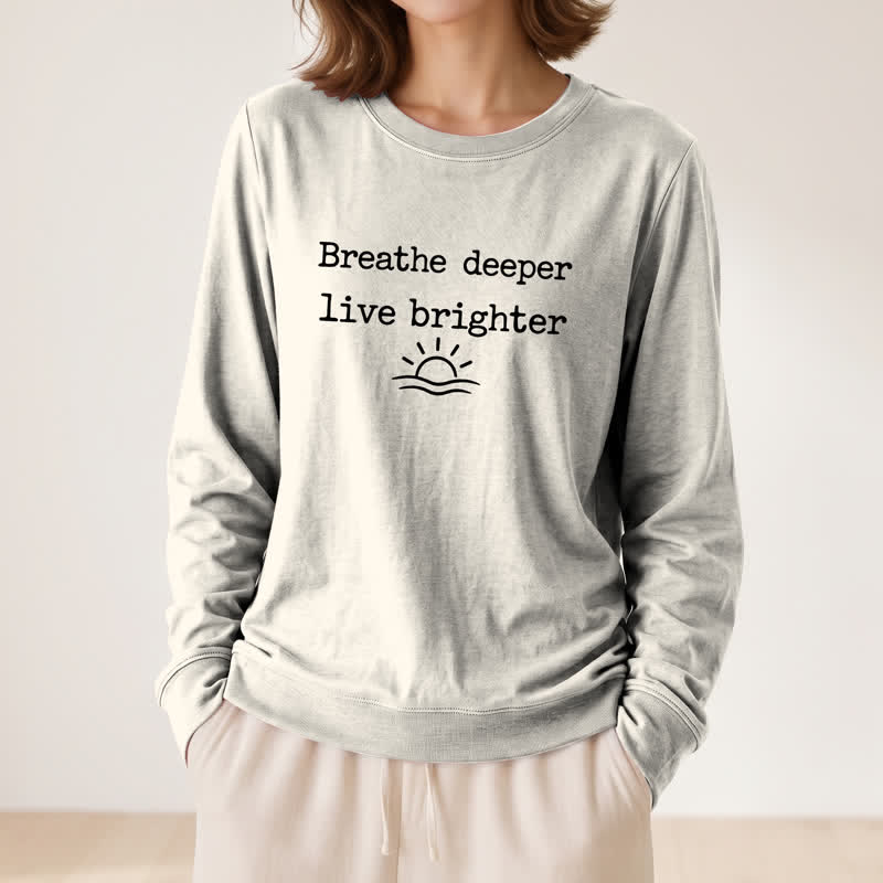 Camicia a maniche lunghe da donna Olivenorma in morbido misto cotone con stampa "Breathe Deeper". - image 14