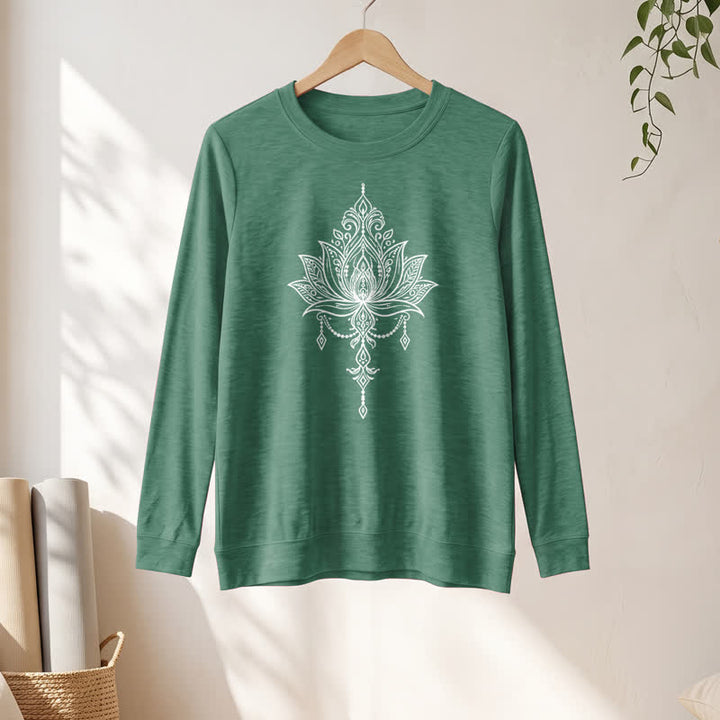 Camicia da donna a maniche lunghe Olivenorma in morbido misto cotone con stampa a loto. - image 1