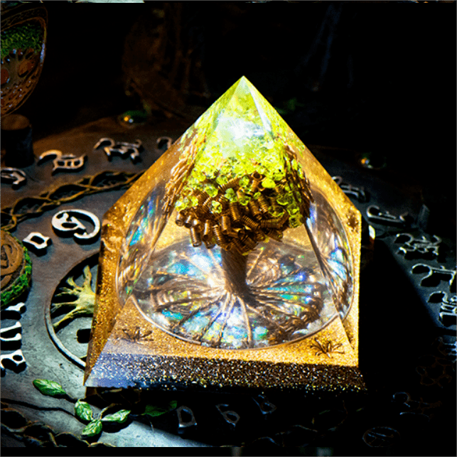 Olivenorma Albero della vita Peridoto Piramide di orgone