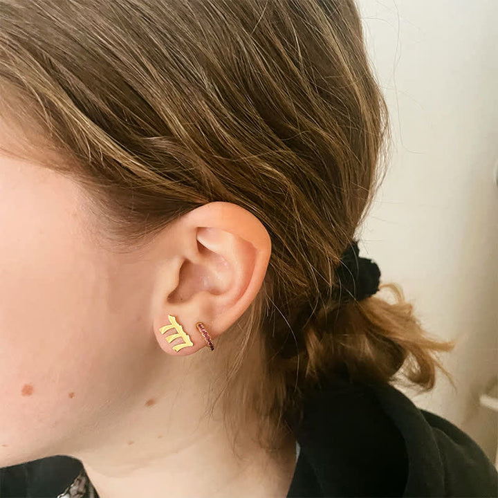 Orecchini minimalisti con numero angelico 