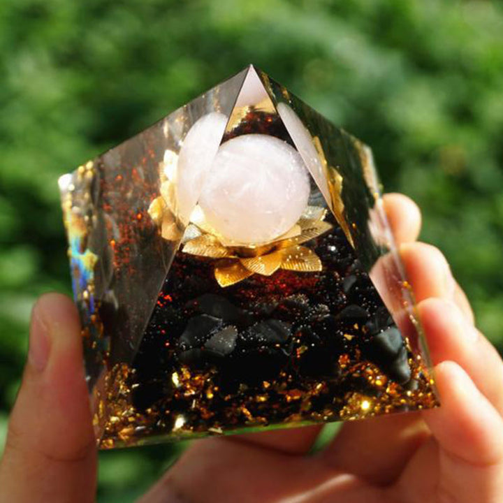 Olivenorma Quarzo Ialino Ossidiana Simbolo del Loto Piramide Orgonica