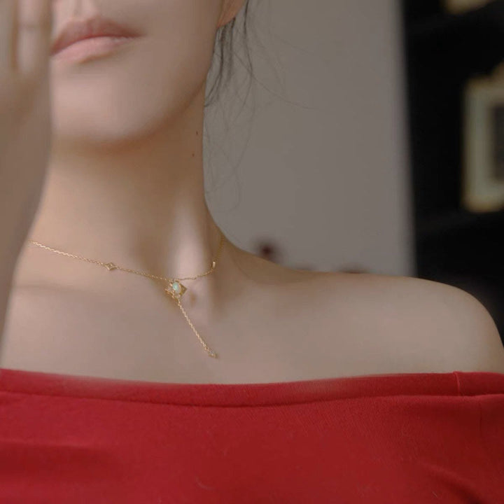 Collana Olivenorma Vintage Petali Opale in oro 14k