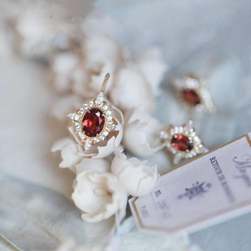 Anello Atmosfera "Miss Rose" in rubino vintage Olivenorma 
