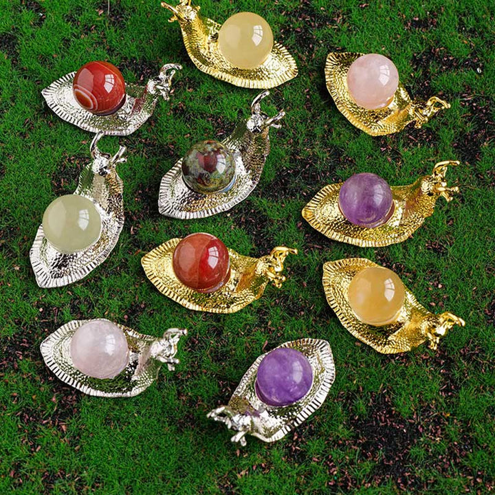 Olivenorma Portapalle di Cristallo Naturale Piccola Decorazione a Forma di Lumaca con Pietre Preziose 