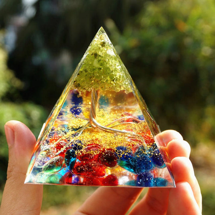Olivenorma Fluorite Peridoto Albero della vita Piramide di orgone