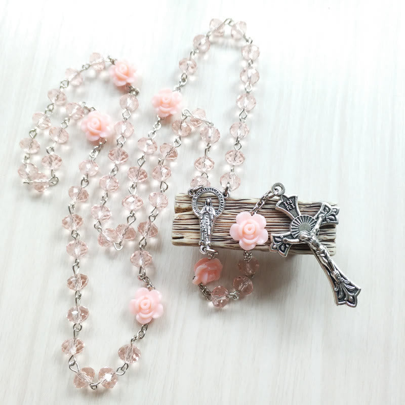 Collana rosario con ciondolo a croce di Gesù in quarzo rosa Olivenorma 