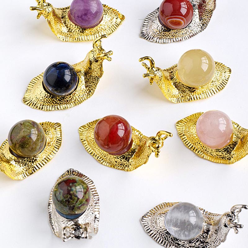 Olivenorma Portapalle di Cristallo Naturale Piccola Decorazione a Forma di Lumaca con Pietre Preziose 